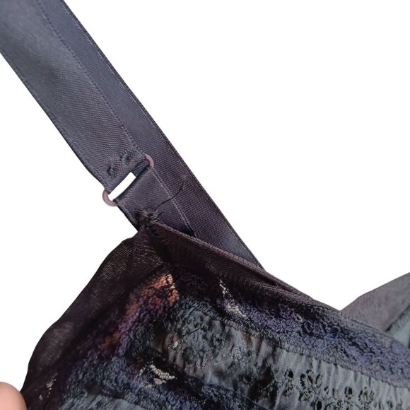 Womens XS 32 Vintage Black Lace Trim Slip Adjustable Straps 1960's Goth Sexy - Picture 5 of 6